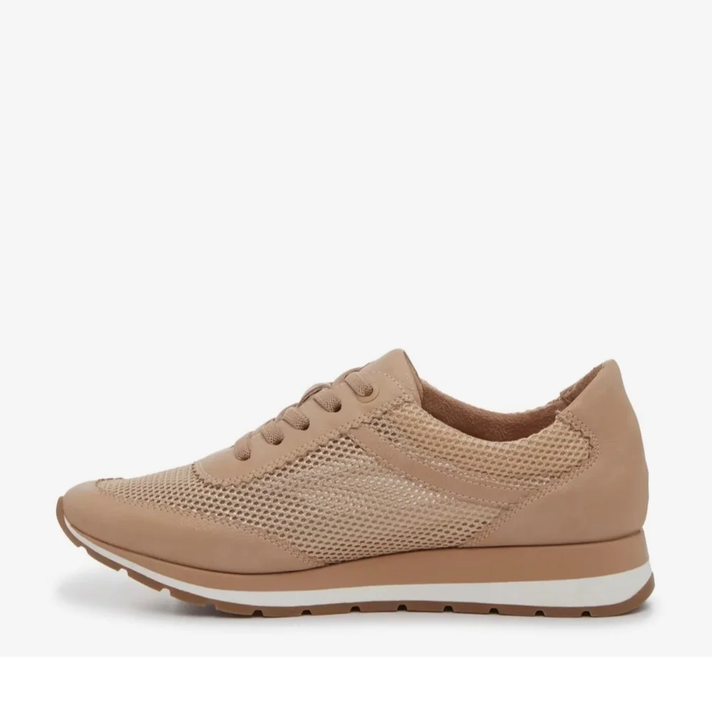 Kelly & Katie Beige Sneakers